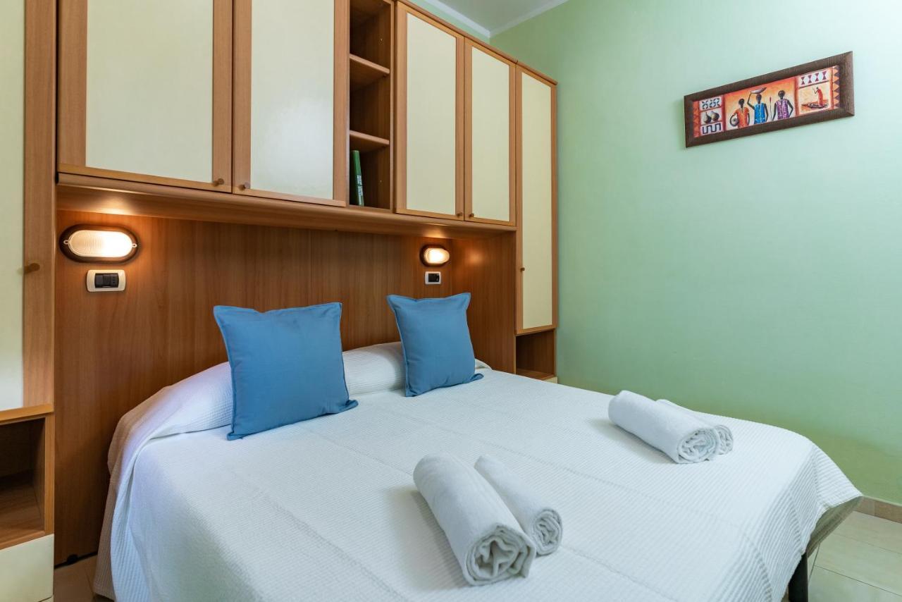 Hotel Greta B&B Rimini Buitenkant foto